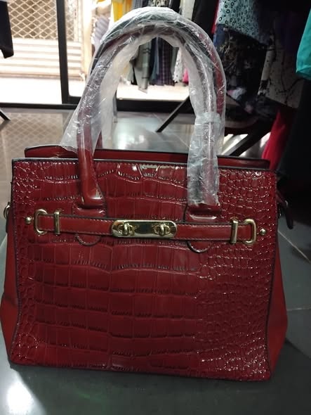Sacs à main dame en cuir italien