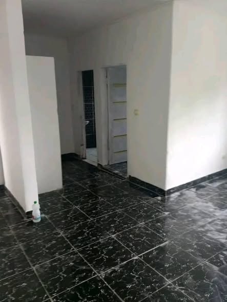 Chambre moderne à louer à Douala