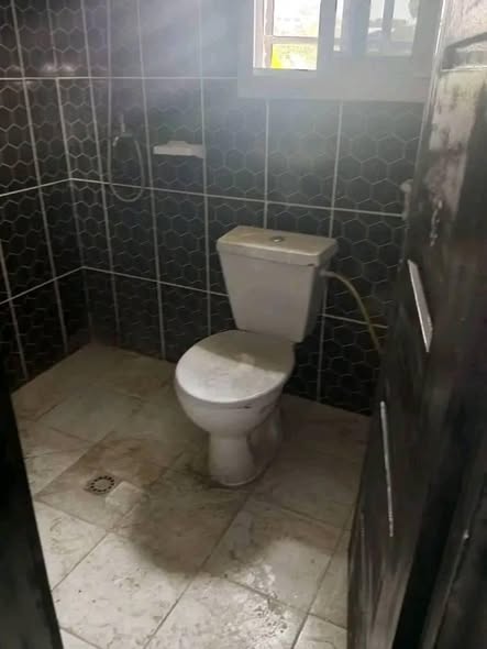 Chambre moderne à louer à Douala
