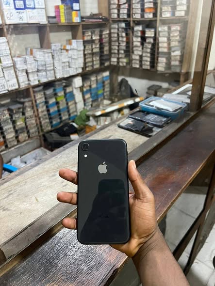 iPhone XR 64G à vendre