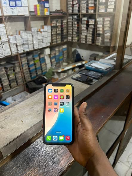 iPhone XR 64G à vendre