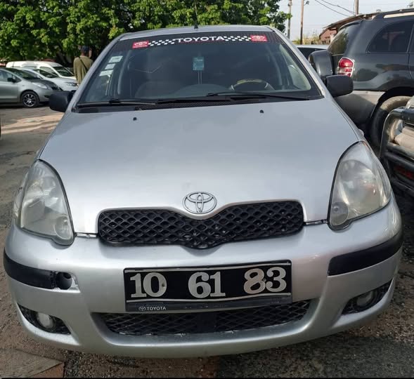 YARIS 2005 à vendre