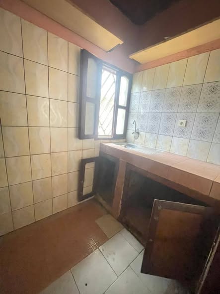 Studio moderne à louer à obobogo