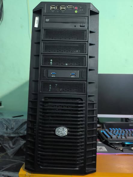 Unité centrale Gaming Core i7 4ème & NVIDIA GTX 970