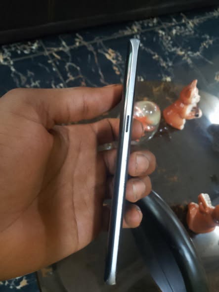 Samsung phone for sale