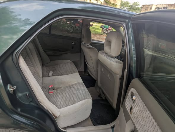 Mazda à vendre, moteur impeccable