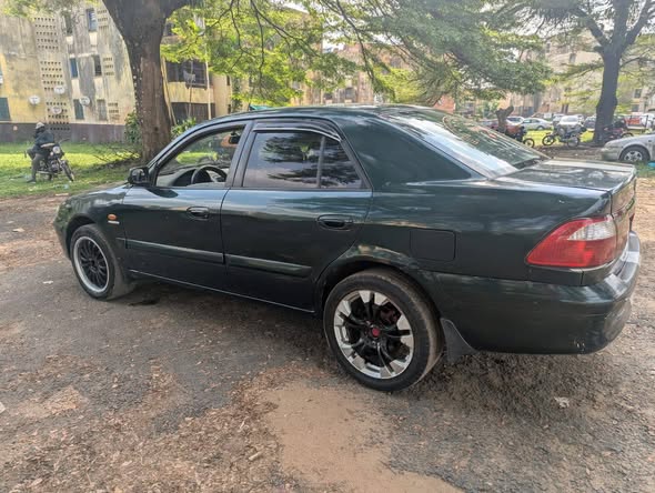 Mazda à vendre, moteur impeccable