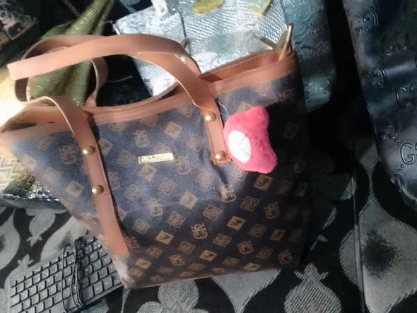Sacs disponibles à Bafoussam