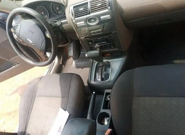 Ford Mondeo automatique à vendre