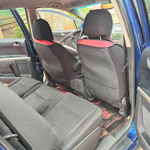 Toyota Corolla verso 7 places vente flash