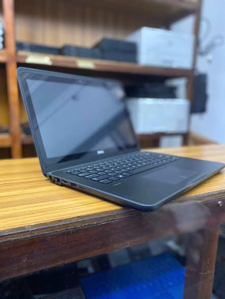 Dell Latitude 3380 Core i3 6th Gen