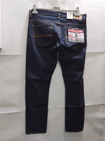 Jeans homme disponibles