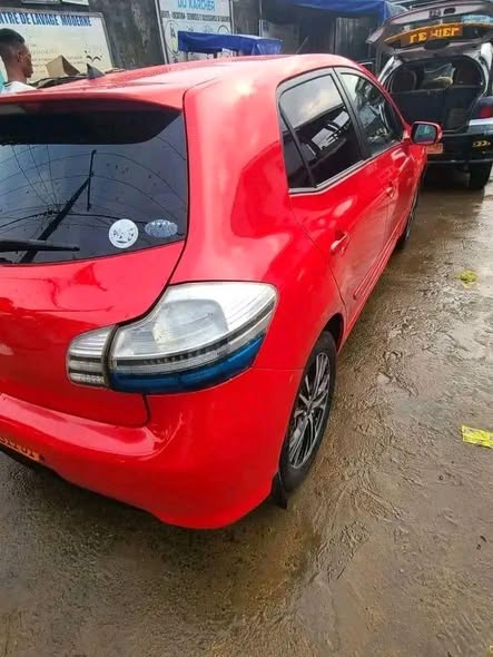 TOYOTA BLADE 2008 EN VENTE – URGENCE ABSOLUE