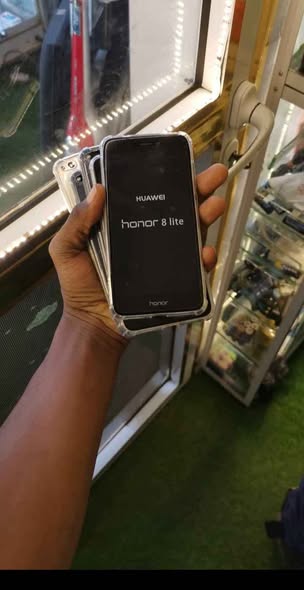 Huawei Honor 8 Lite – 128Go / RAM 6Go