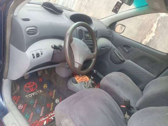 Yaris Verso à vendre