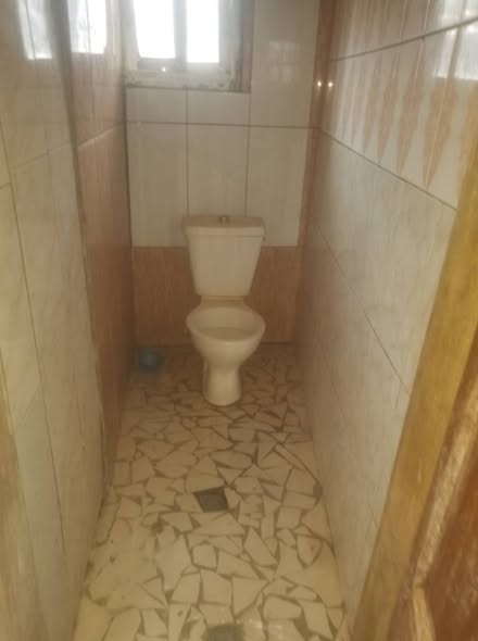 Studio moderne à louer à Nkoabang