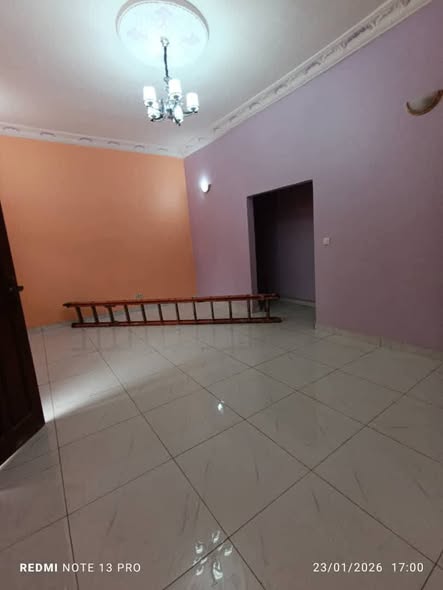 Appartements à louer à Biteng