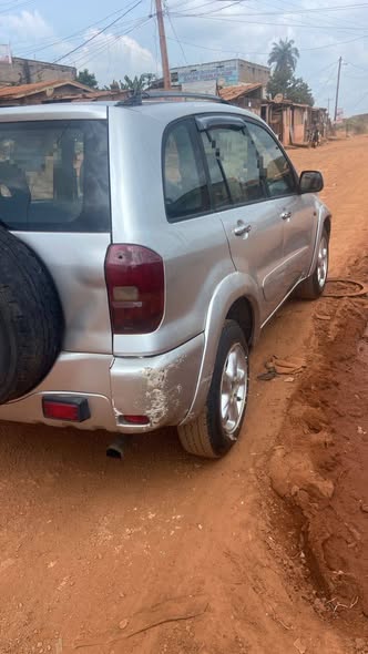RAV4 à vendre à Yaoundé