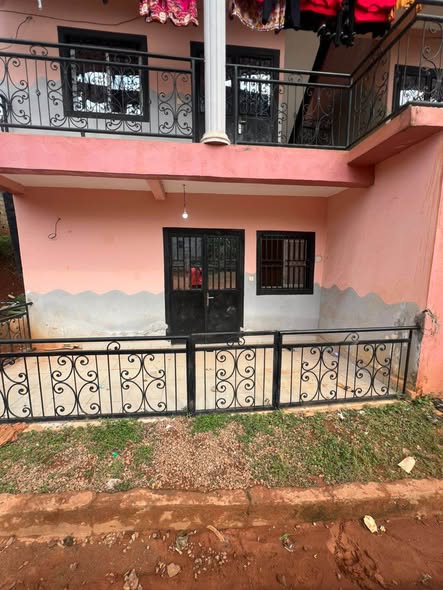 Grand studio moderne à louer à Damas