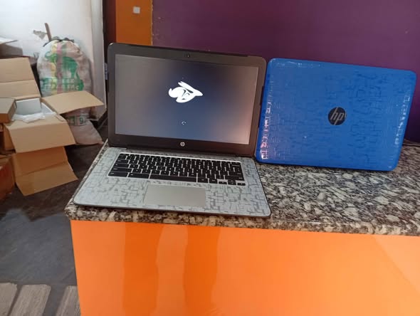 Laptop HP Windows 10 Pro – 13 pouces