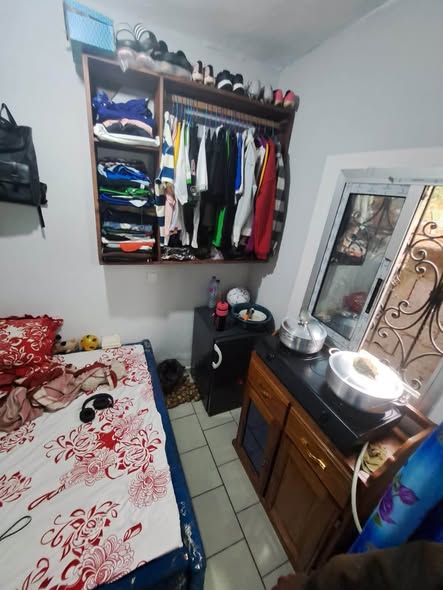 Chambre moderne à louer à Odza