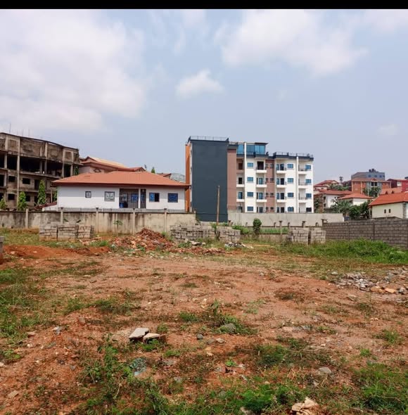Terrain Titré à vendre à Yaoundé