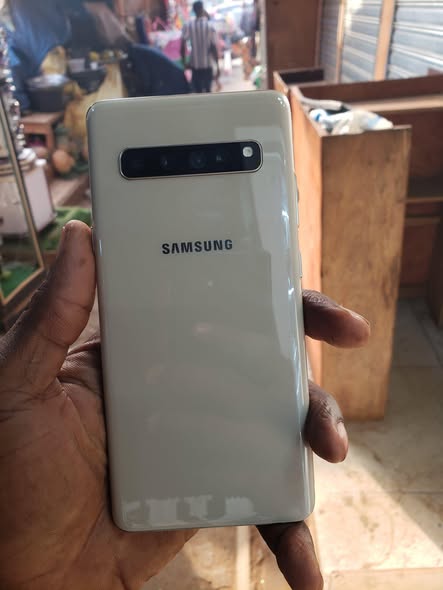 Samsung Galaxy S10 5G 256GB