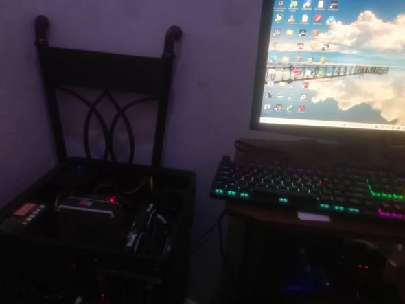 GPU AMD RX 580 8GB + RAM DDR4 4GB à vendre