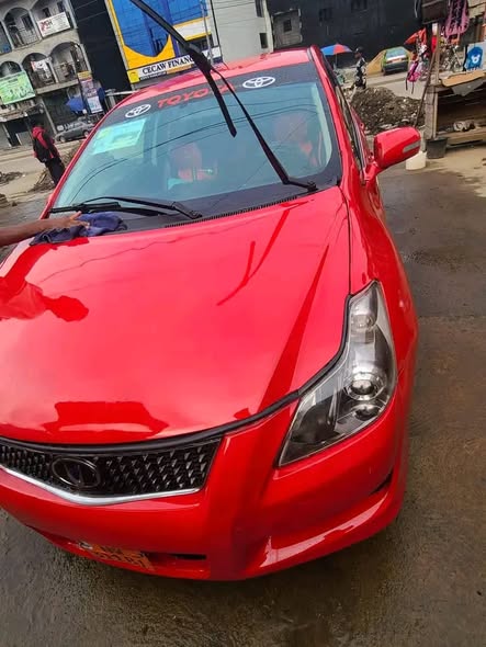 TOYOTA BLADE 2008 EN VENTE – URGENCE ABSOLUE