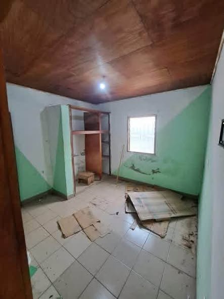 Chambre moderne à Odza