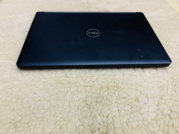 Model dell 5580 CORE I5 7TH