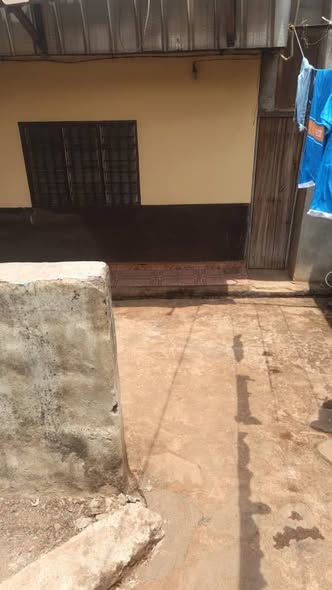 Studio moderne à louer à Bafoussam