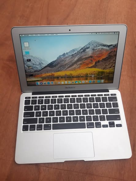 MacBook Air Core i5 à vendre