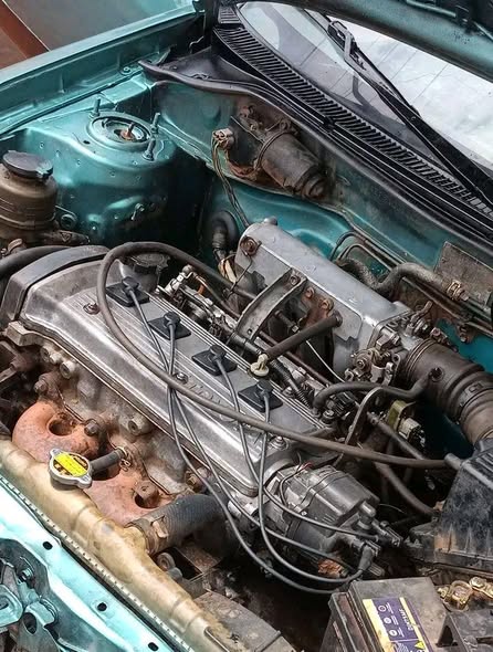 Starlette 99 moteur essence 4e manuelle