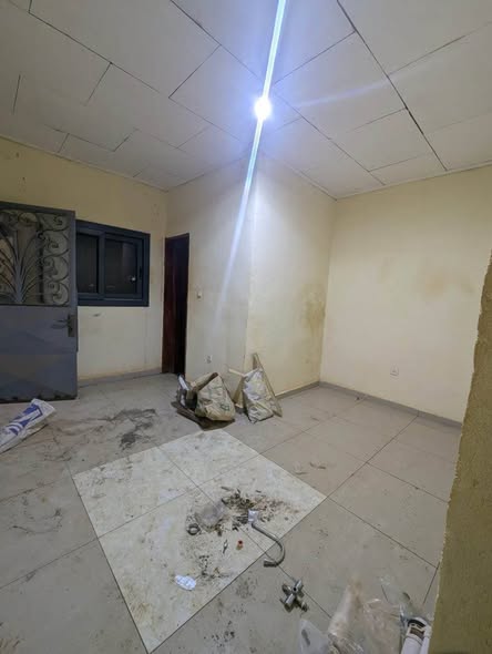 Studio moderne à louer à Odza