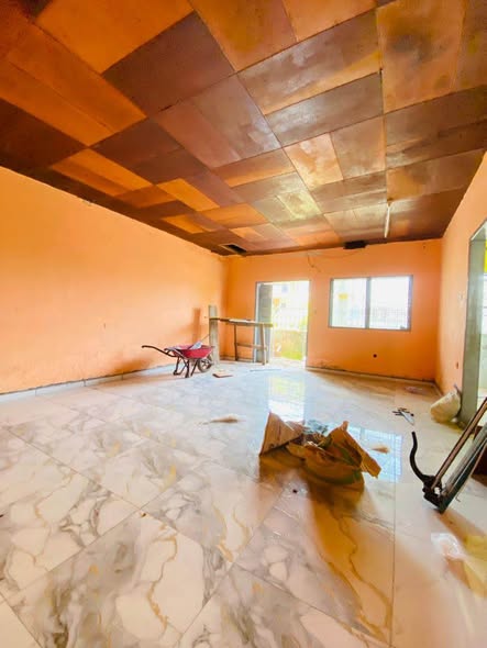 Maison individuelle à louer à Biyem Assi