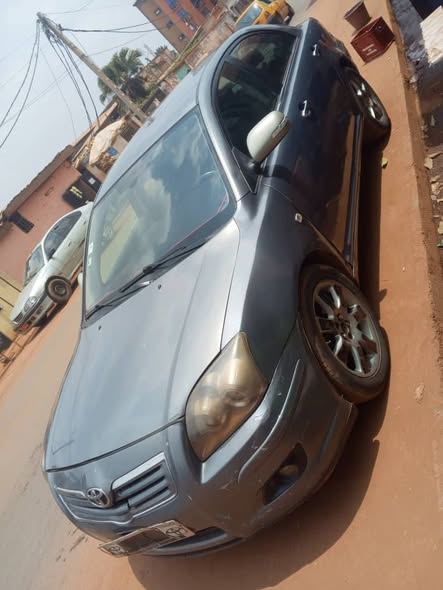 Vente rapide Toyota Avensis 2005