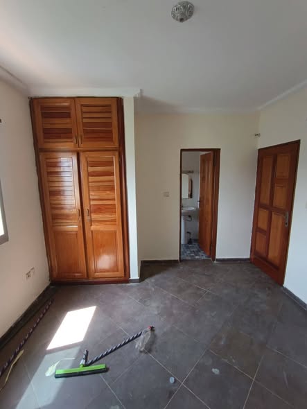 Appartement à louer à Obobogo