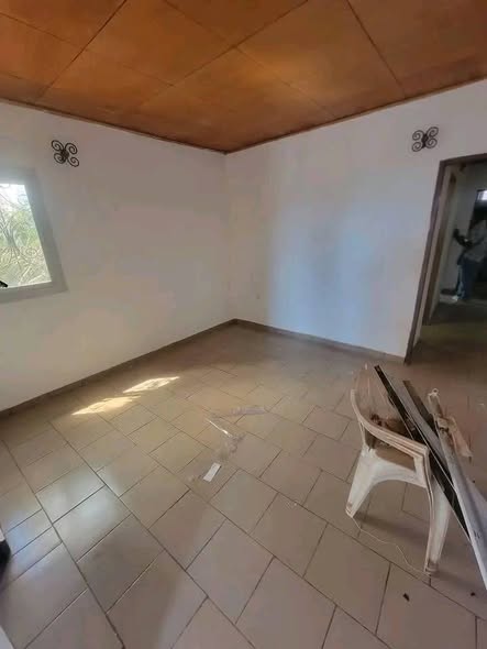 Appart VIP à louer à Mimboma