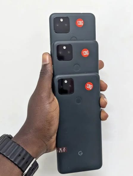 Iphone Samsung Google pixel montre connectée accessoires