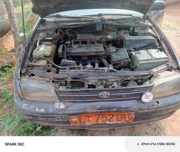 Toyota Carina E à vendre