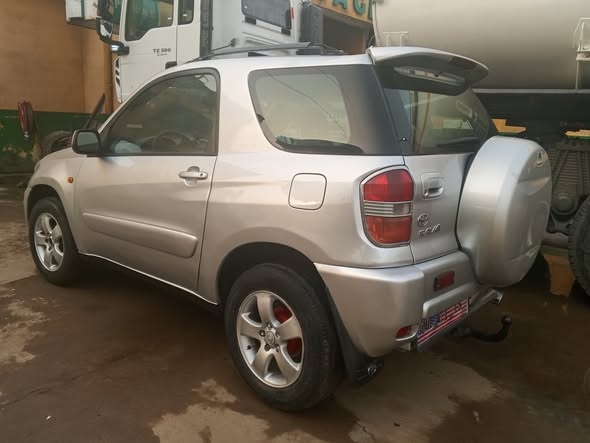 RAV 4 2003 à vendre