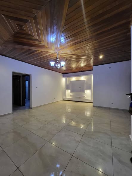 Appartement à louer à biyem-assi