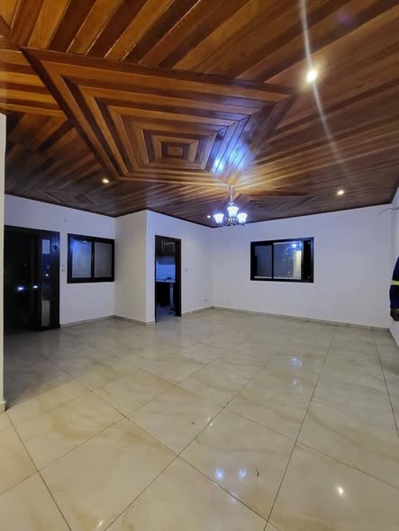 Appartement à louer à biyem-assi