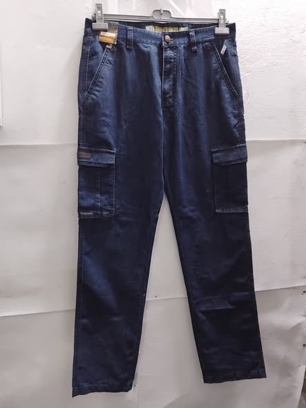 Arrivage de pantalons homme en jeans