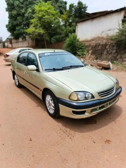 Toyota Avensis berline à vendre