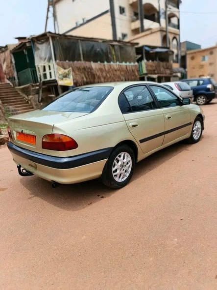 Toyota Avensis berline à vendre