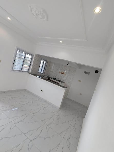 Studio à louer à Odza