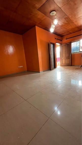 Appartement moderne à louer à Olembé