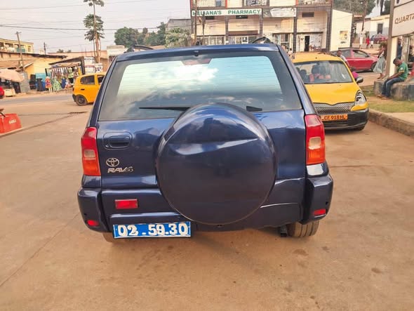TOYOTA RAV4 2003 à vendre